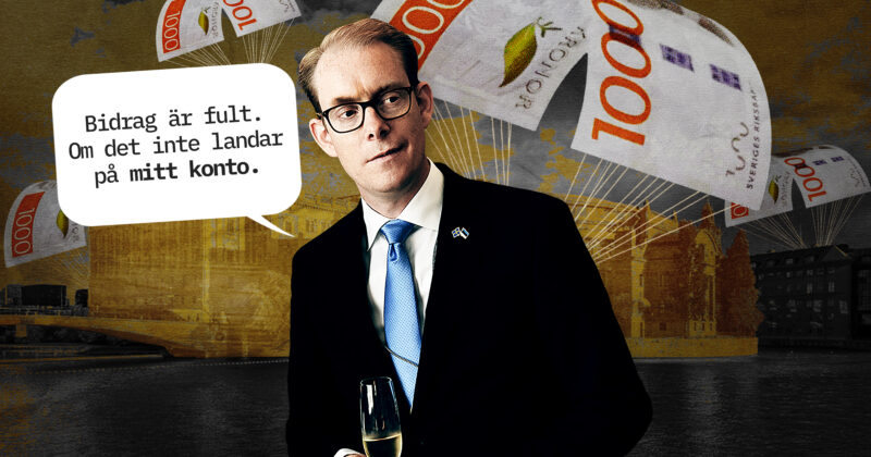 Tobias Billström och hans fallskärm av pengar framför Rosenbad i guld. Kläggets montage.